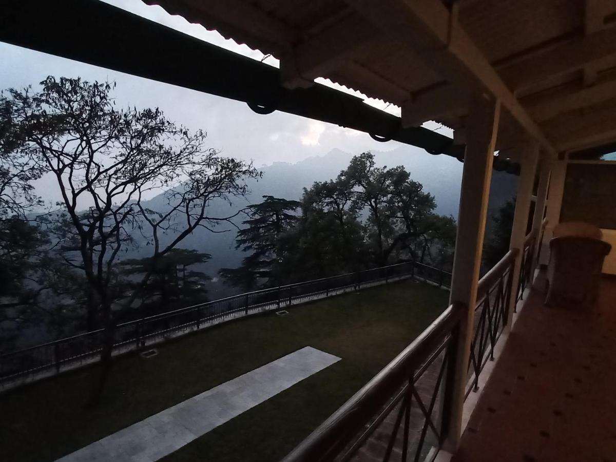 Hotel Pine Retreat Mallroad Mussoorie Dış mekan fotoğraf